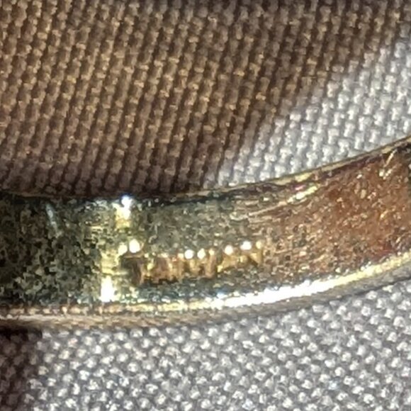 Size 9 Vintage Cocktail Ring – Taiwan Marked 5221 - Picture 6 of 7